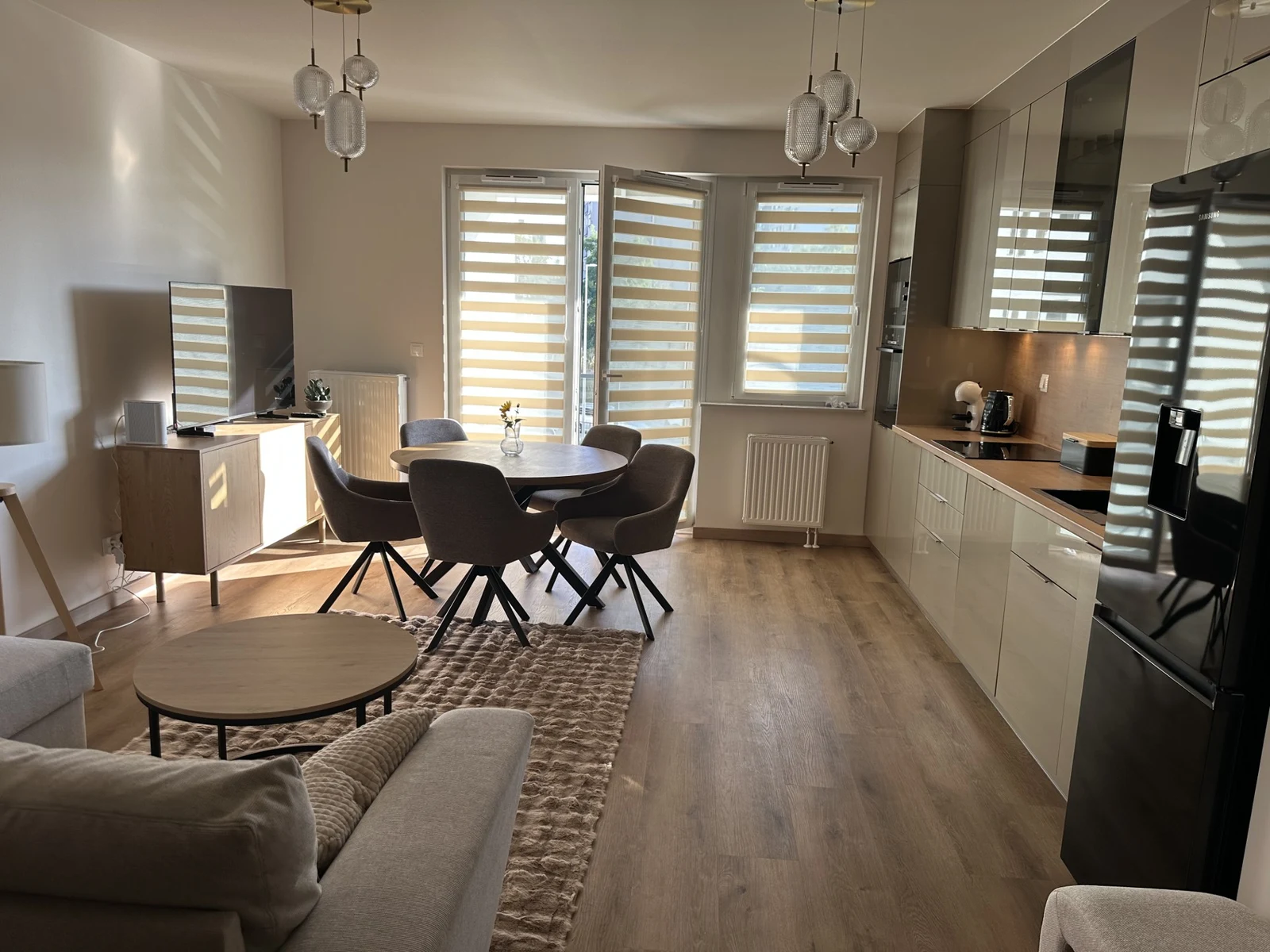 Mieszkanie na wynajem, 57 m² Nowe Miasto - 1/38