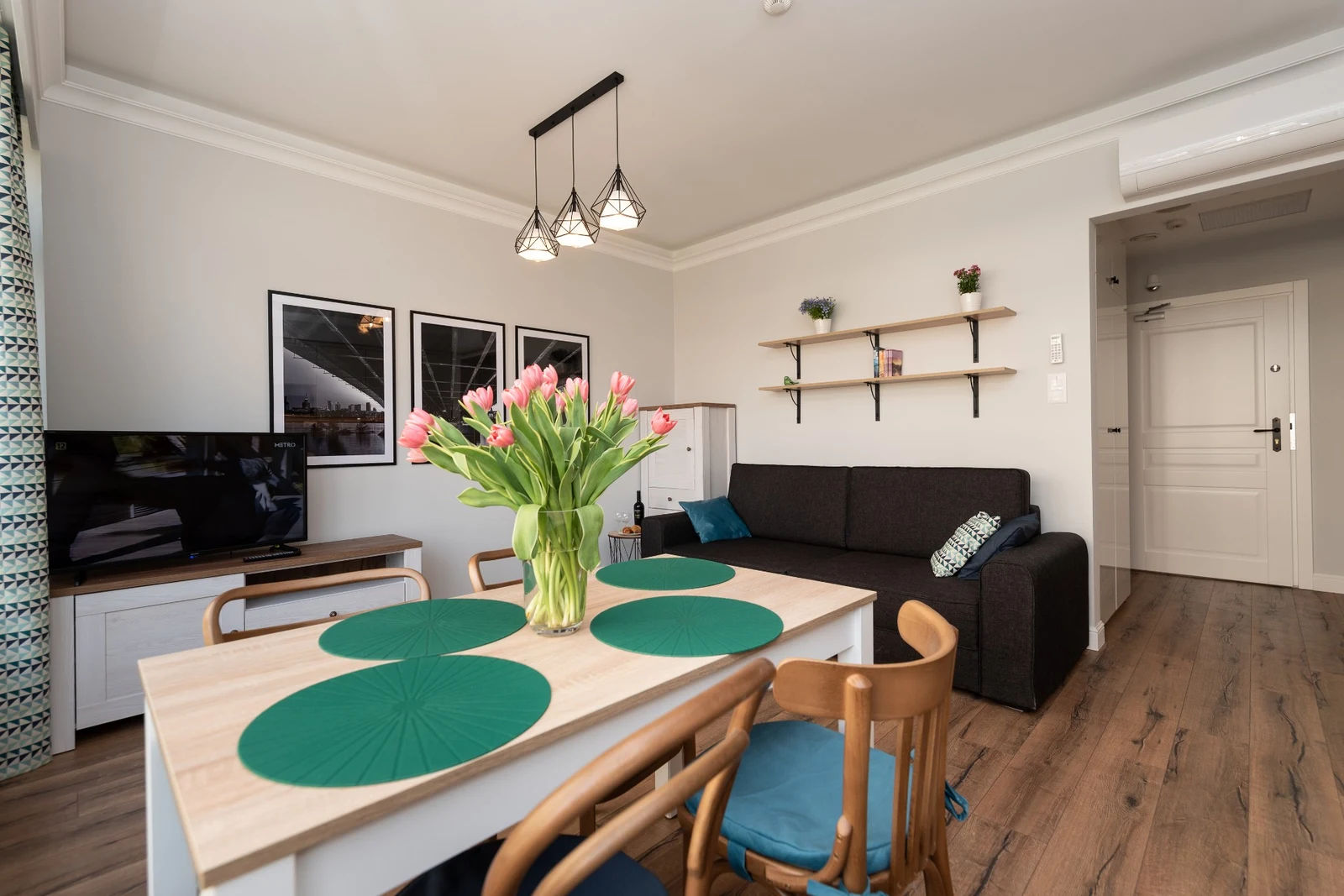 Kawalerka do wynajęcia, 34 m² Wola Grzybowska, Żelazna - 1/11