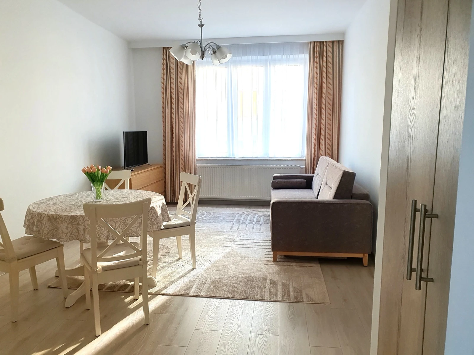 Kawalerka do wynajęcia, 36 m² Prądnik Biały, Biała - 1/10