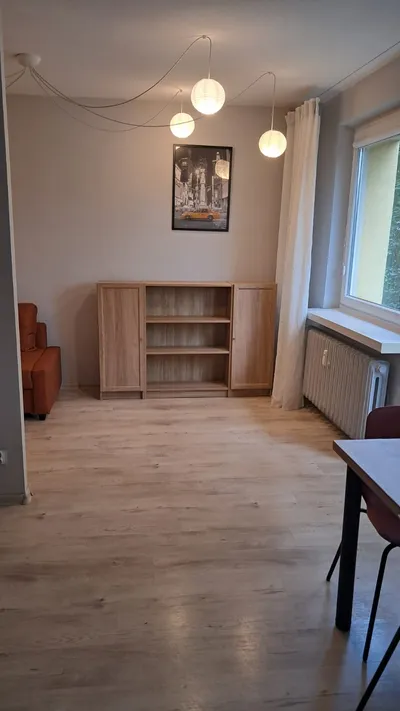 Kawalerka na wynajem, 31 m² Polesie - miniatura 2