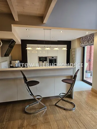 Mieszkanie na wynajem, 105 m² Sielec - miniatura 3