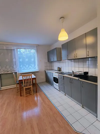 Kawalerka na wynajem, 31 m² Nowe Miasto, Milczańska - miniatura 3