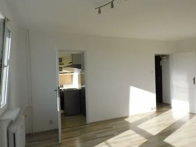 Kawalerka na wynajem, 32 m² Winogrady - miniatura 3