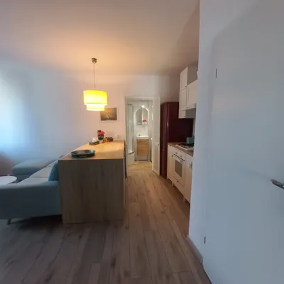 Mieszkanie na wynajem, 46 m² Śródmieście, Aleja Tadeusza Kościuszki - miniatura 2