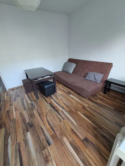 Mieszkanie na wynajem, 42 m² Retkinia, Księdza Jerzego Popiełuszki - miniatura 2