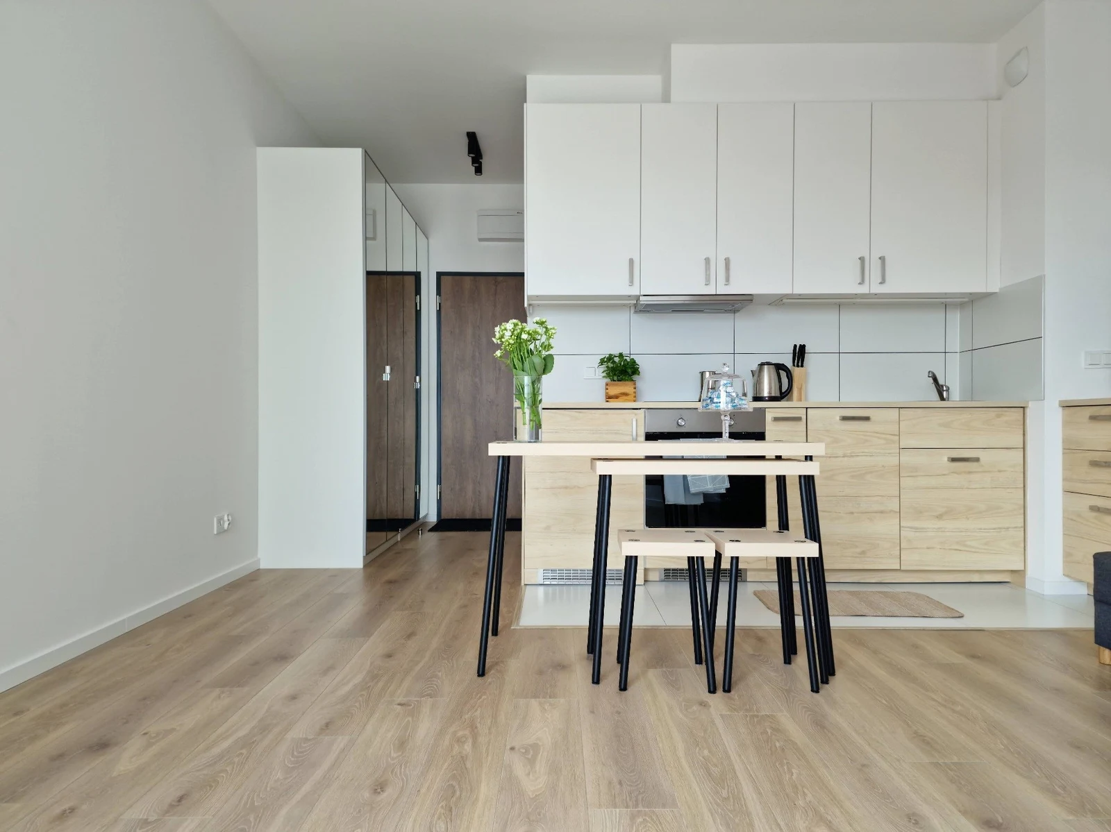 Kawalerka na wynajem, 28 m² Ursus, Posag 7 Panien - 1/14