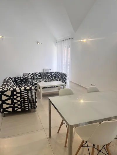 Mieszkanie na wynajem, 72 m² Piątkowo, Plac Wiktora Degi - miniatura 2
