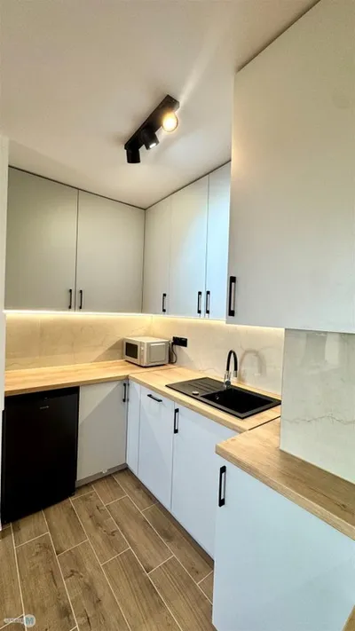 Mieszkanie na wynajem, 33 m² Centrum - miniatura 4