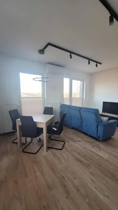 Mieszkanie na wynajem, 56 m² Górna, Milionowa - miniatura 2