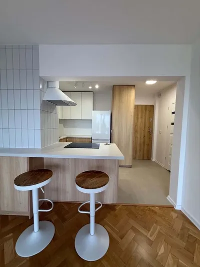 Kawalerka do wynajęcia, 27 m² Winogrady - miniatura 2