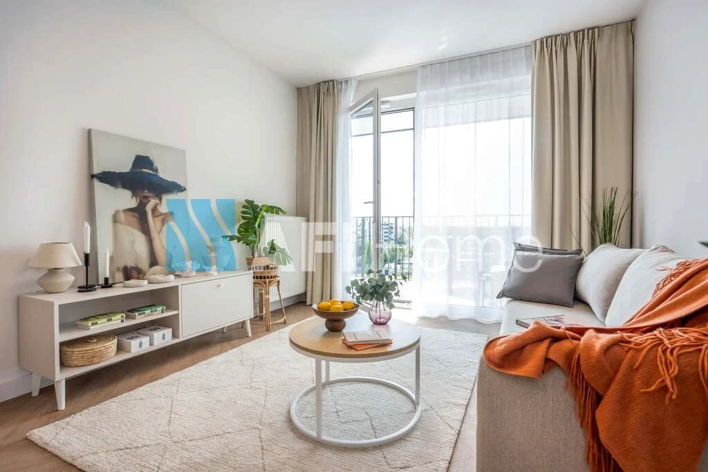 Wynajmę Mieszkanie Warszawa - 45,72 m² - 1/17