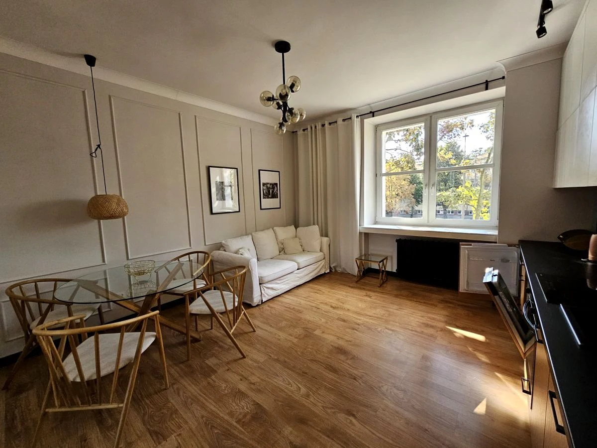 Wynajmę Mieszkanie Warszawa - 38 m² - 1/24