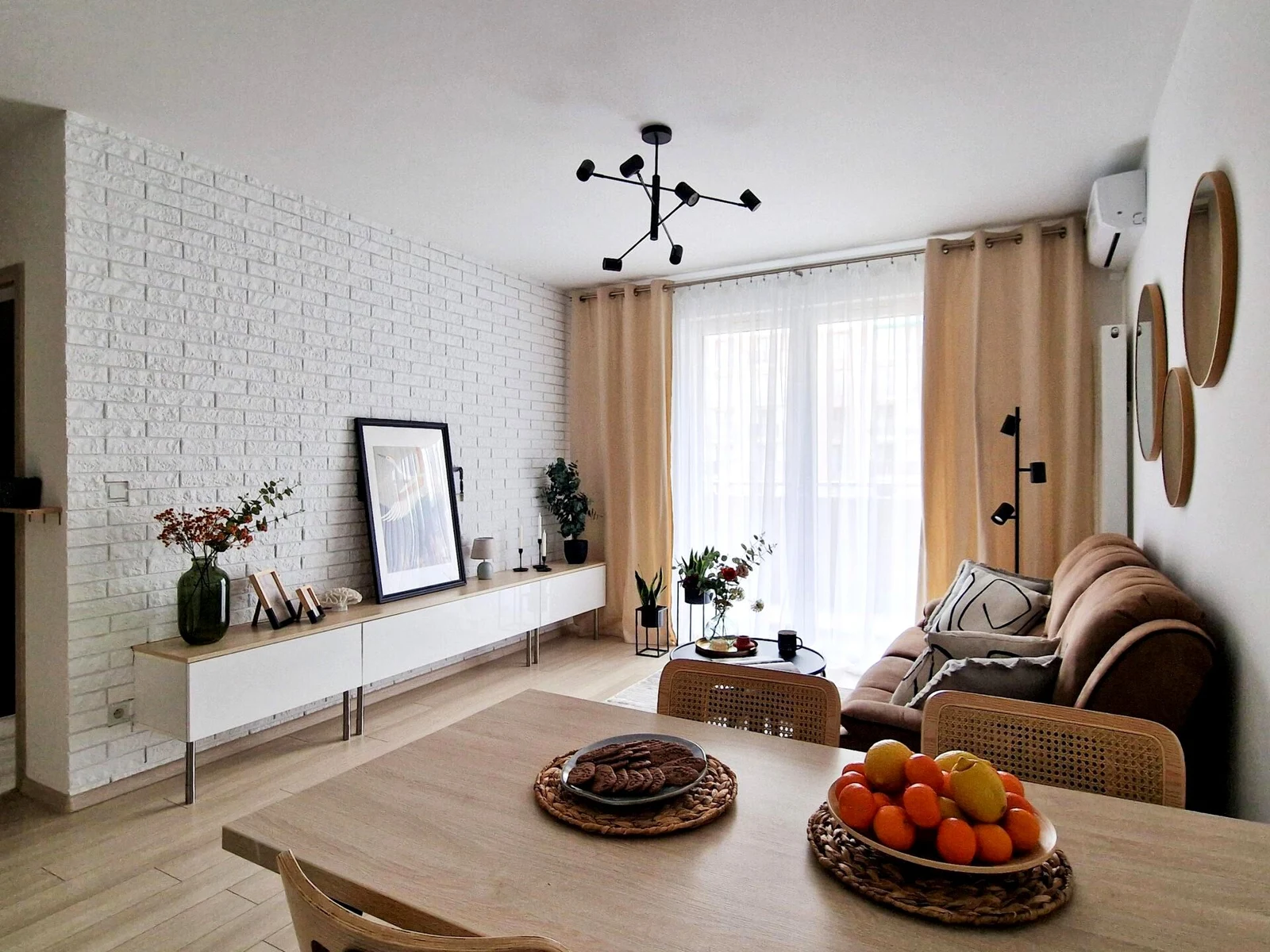 Wynajmę Mieszkanie Warszawa - 37 m² - 1/23