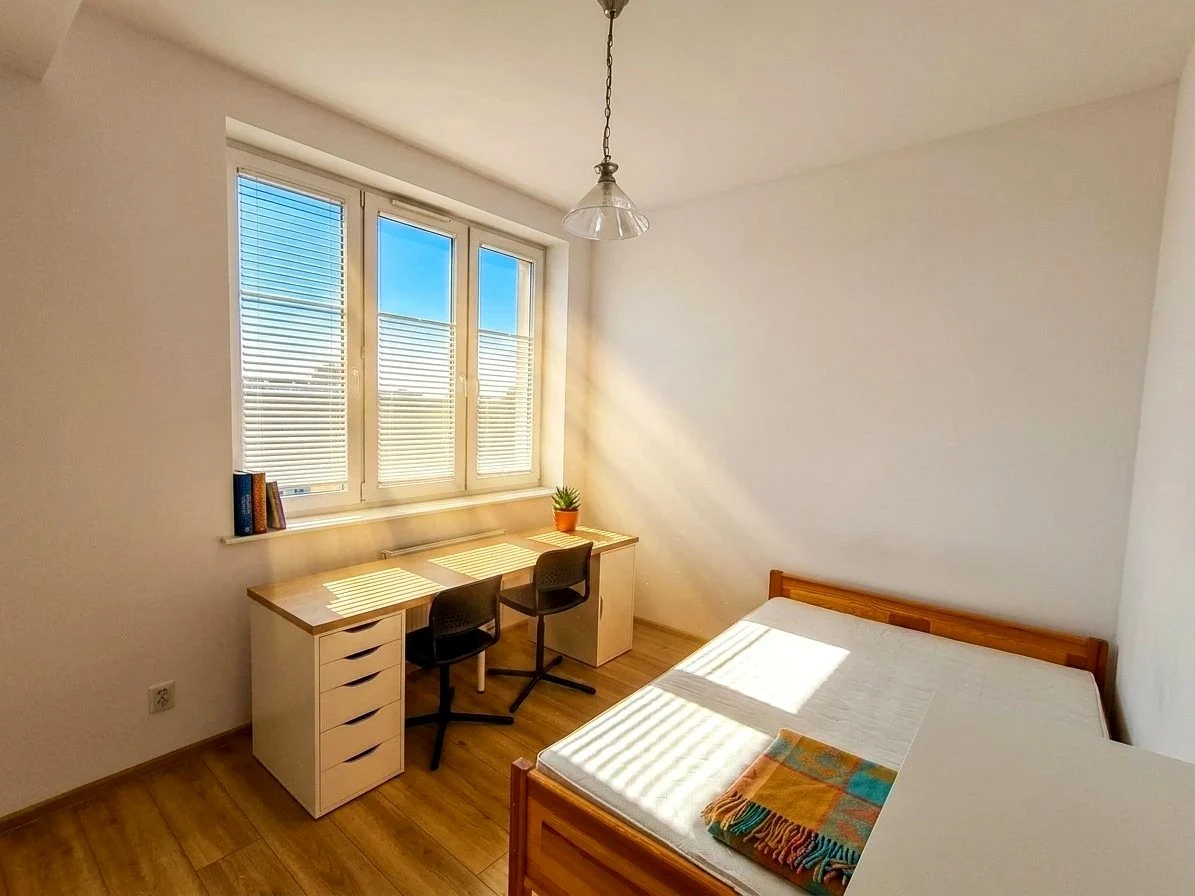 Wynajmę Mieszkanie Kraków - 24 m² - 1/8