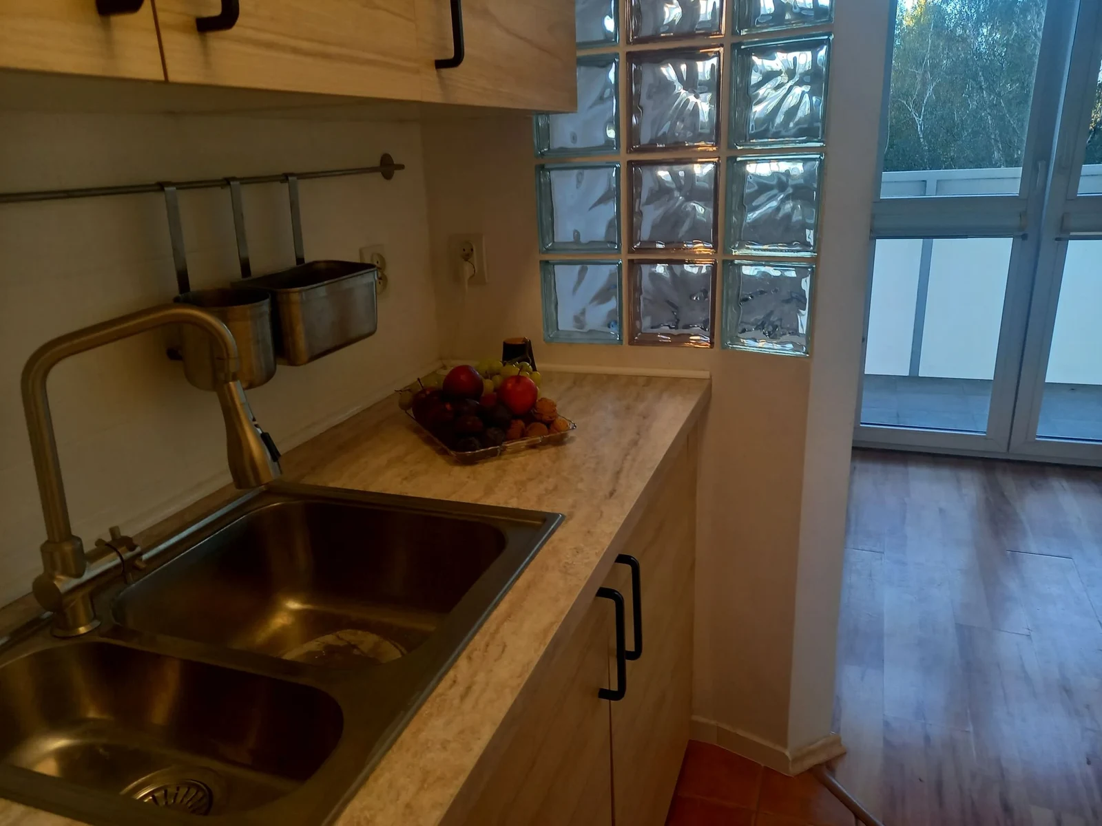Wynajmę Mieszkanie Warszawa - 20 m² - 1/19