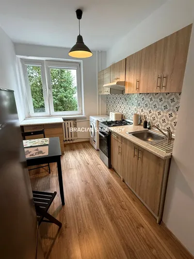 Wynajmę Mieszkanie Kraków - 47 m² - miniatura 2