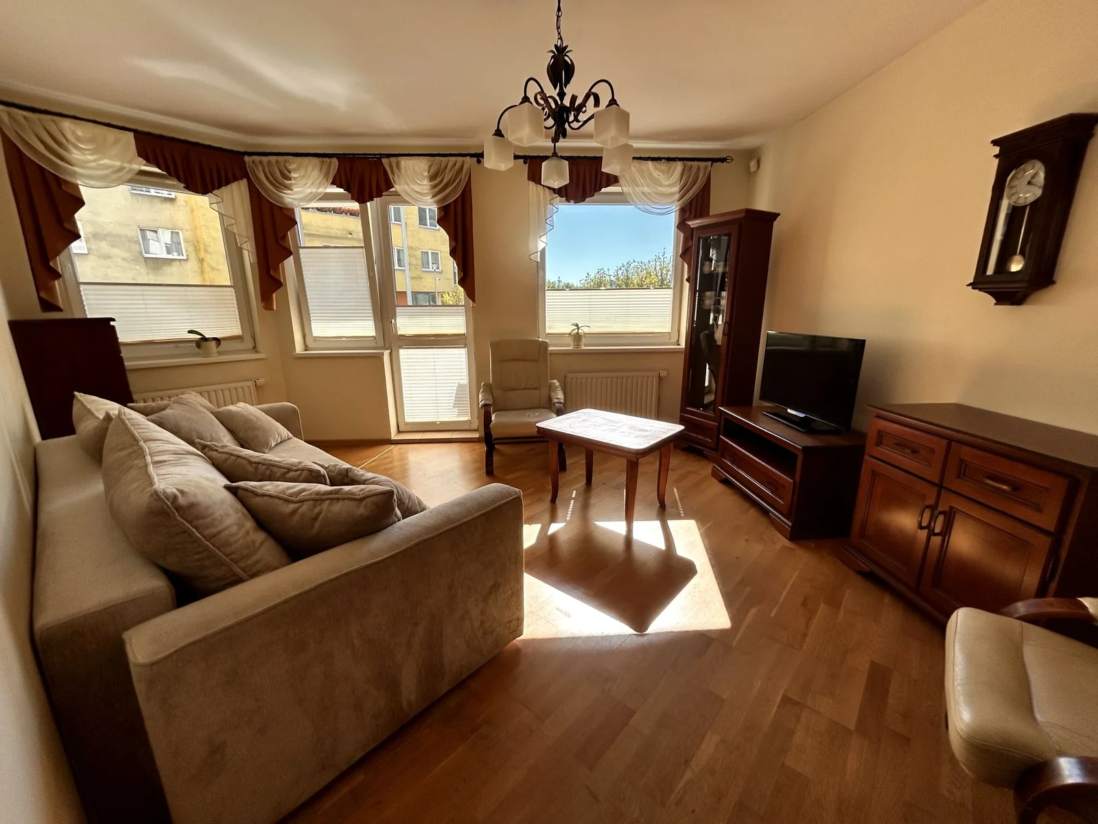 Wynajmę Mieszkanie Kraków - 47 m² - 1/23