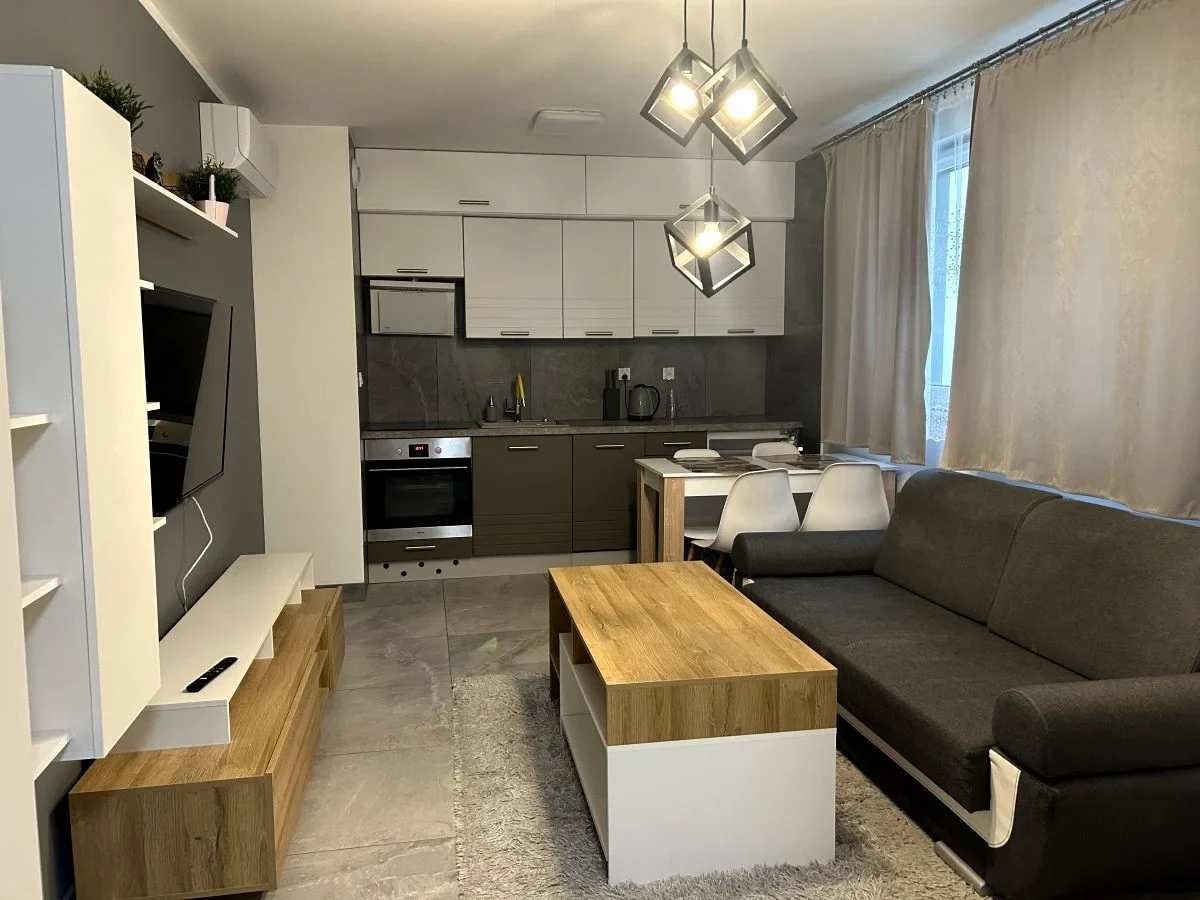 Wynajmę Mieszkanie Kraków - 33 m² - 1/10
