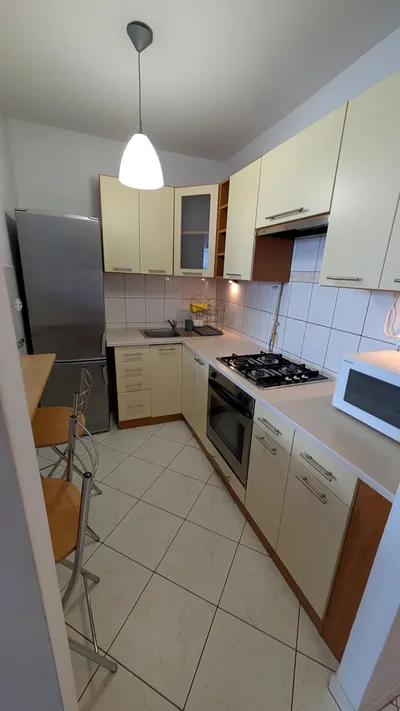 Wynajmę Mieszkanie Kraków - 38 m² - miniatura 4
