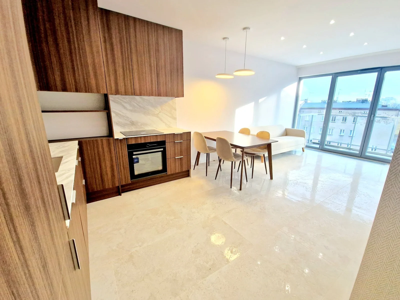 Wynajmę Mieszkanie Katowice - 68 m² - 1/12