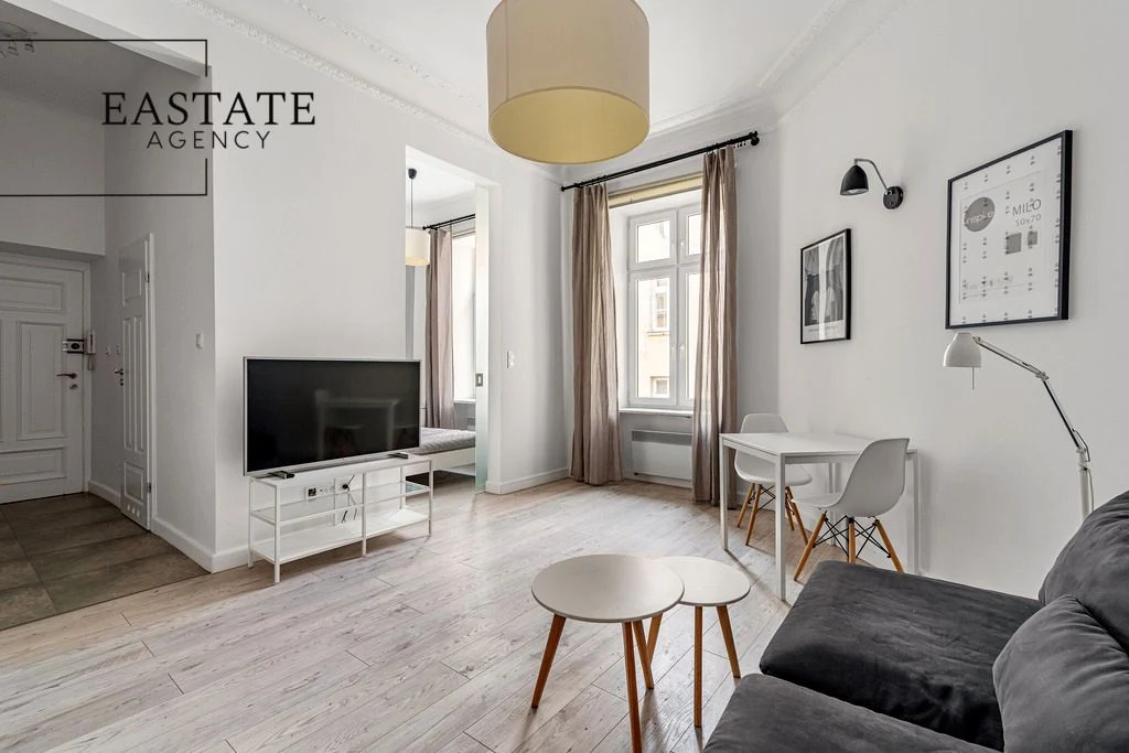 Wynajmę Mieszkanie Warszawa - 32 m² - 1/14