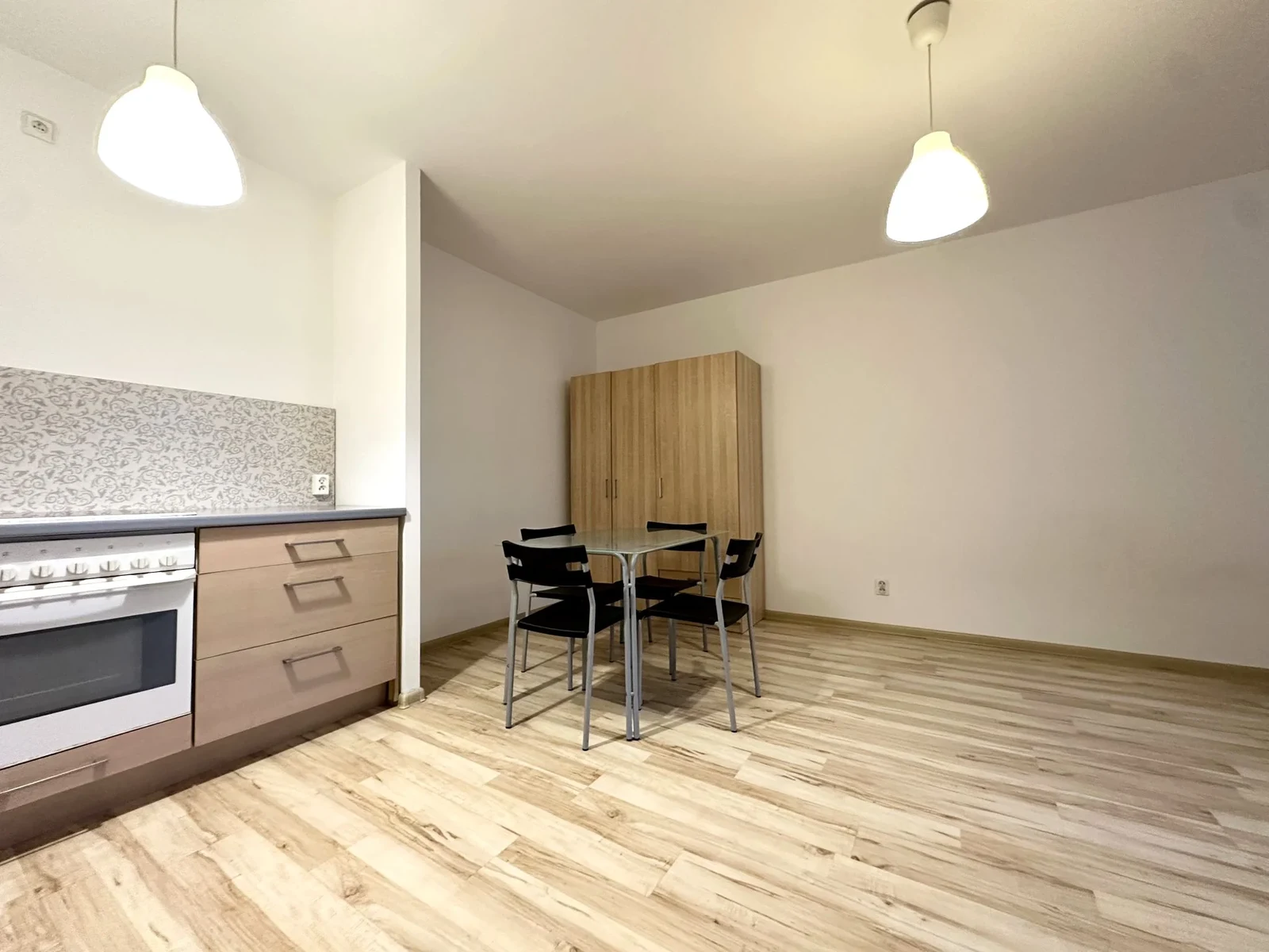 Wynajmę Mieszkanie Kraków - 30 m² - 1/14
