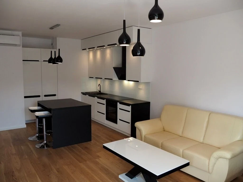 Wynajmę Mieszkanie Warszawa - 70 m² - 1/16