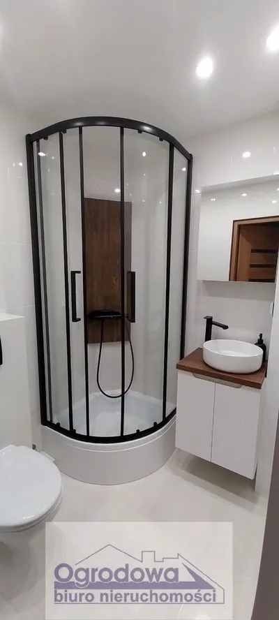 Wynajmę Mieszkanie Warszawa - 48 m² - miniatura 2