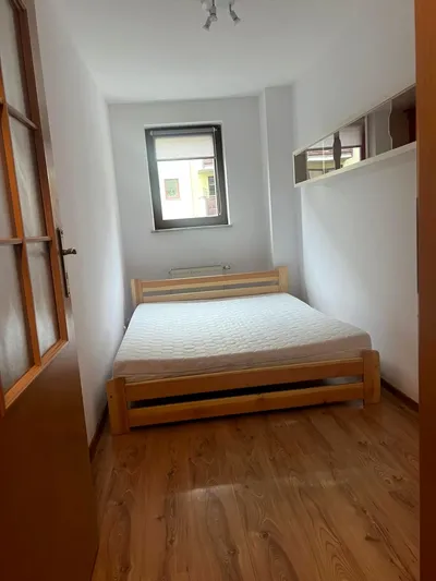 Wynajmę Mieszkanie Kraków - 35 m² - miniatura 4
