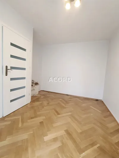 Wynajmę Mieszkanie Warszawa - 47 m² - miniatura 3