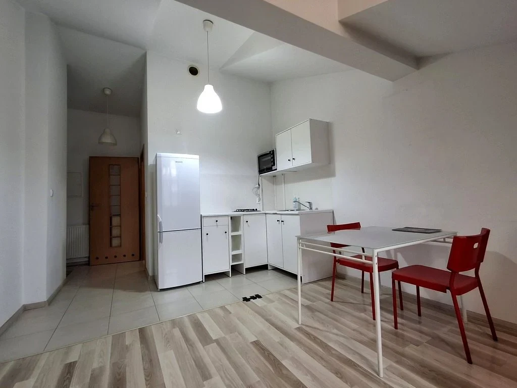 Wynajmę Mieszkanie Kraków - 25 m² - 1/6
