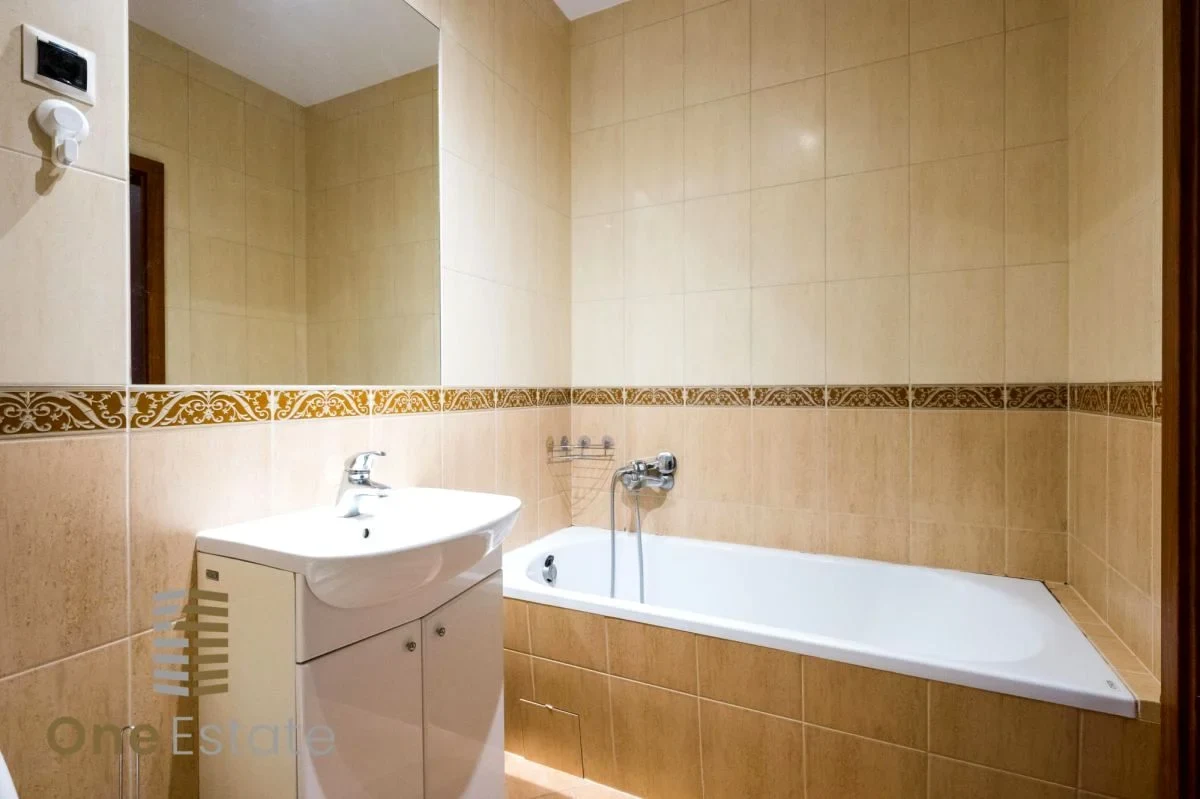 Wynajmę Mieszkanie Kraków - 47 m² - 1/6