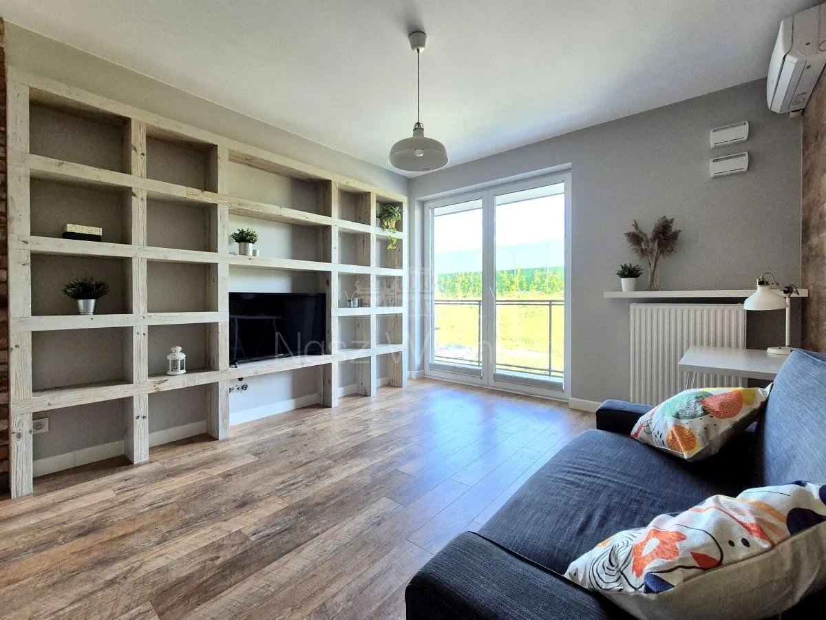 Wynajmę Mieszkanie Warszawa - 46 m² - 1/6