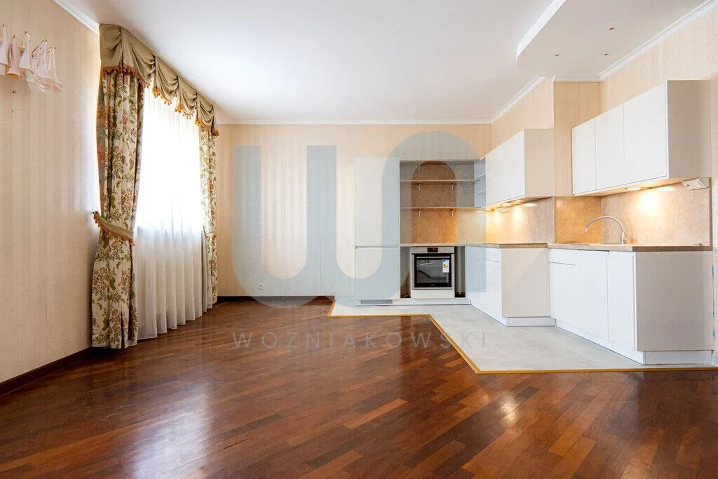 Wynajmę Mieszkanie Warszawa - 110 m² - 1/22