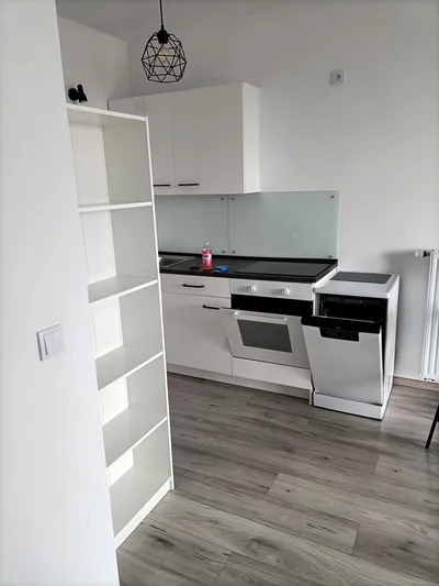 Wynajmę Mieszkanie Warszawa - 38 m² - miniatura 3