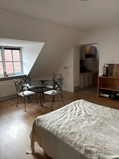 Wynajmę Mieszkanie Warszawa - 75 m² - miniatura 4