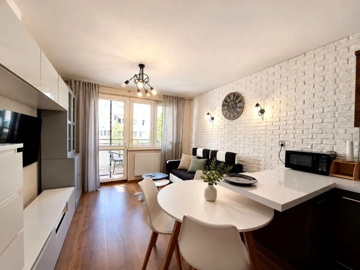 Wynajmę Mieszkanie Kraków - 41 m² - 1/18