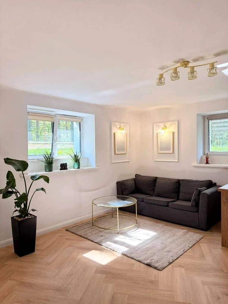 Wynajmę Mieszkanie Warszawa - 42 m² - 1/18