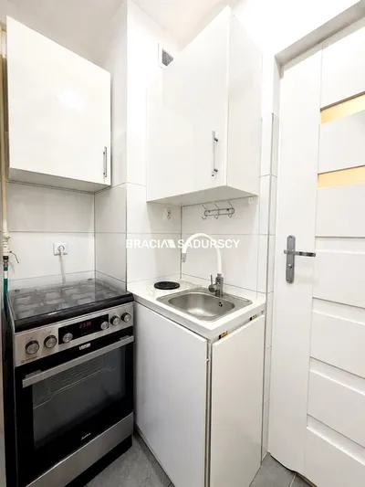 Wynajmę Mieszkanie Kraków - 20 m² - miniatura 2