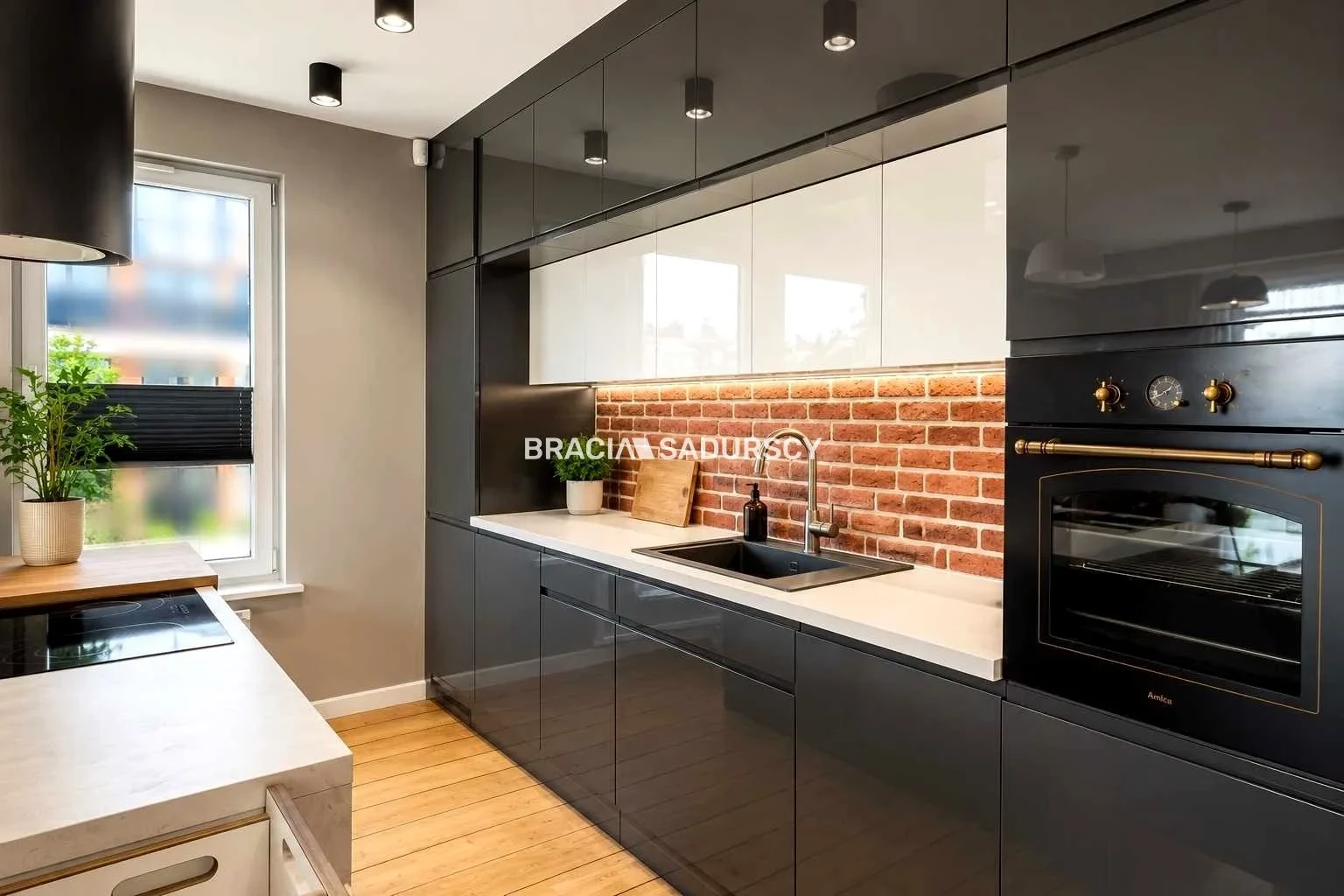 Wynajmę Mieszkanie Kraków - 64 m² - 1/24