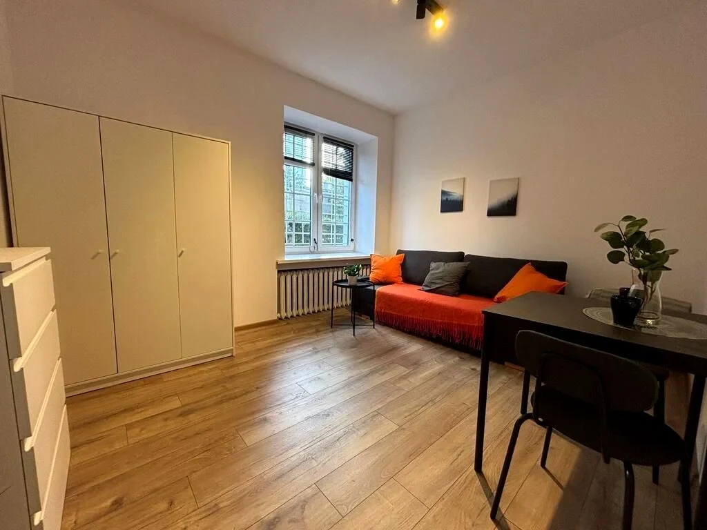 Wynajmę Mieszkanie Łódź - 19 m² - 1/14