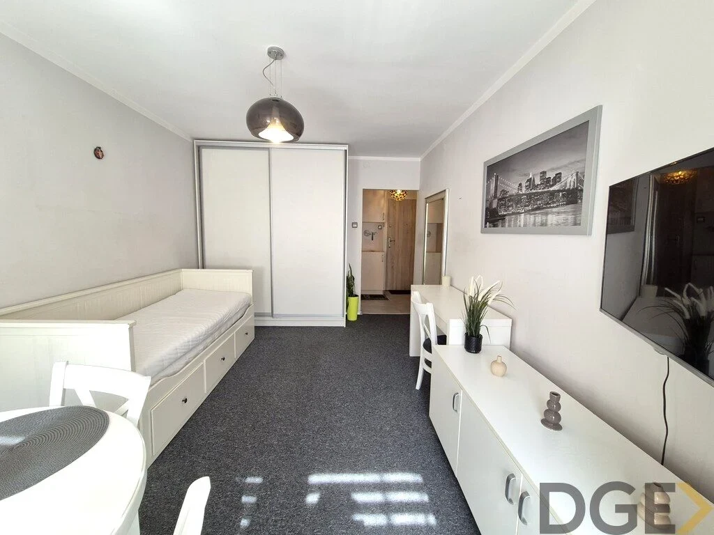 Wynajmę Mieszkanie Kraków - 25 m² - 1/9
