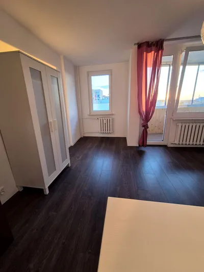Wynajmę Mieszkanie Warszawa - 70 m² - miniatura 2