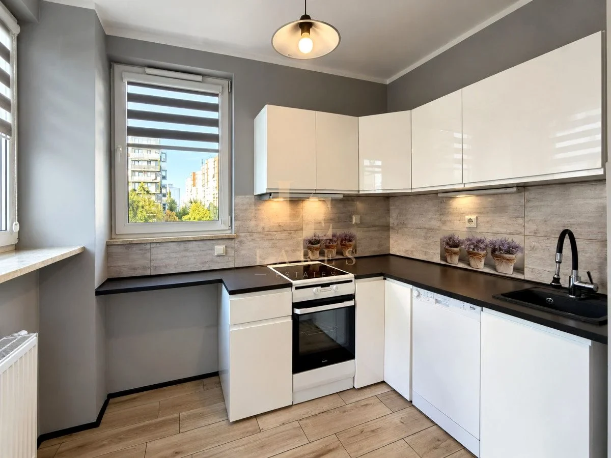 Wynajmę Mieszkanie Warszawa - 55 m² - 1/16
