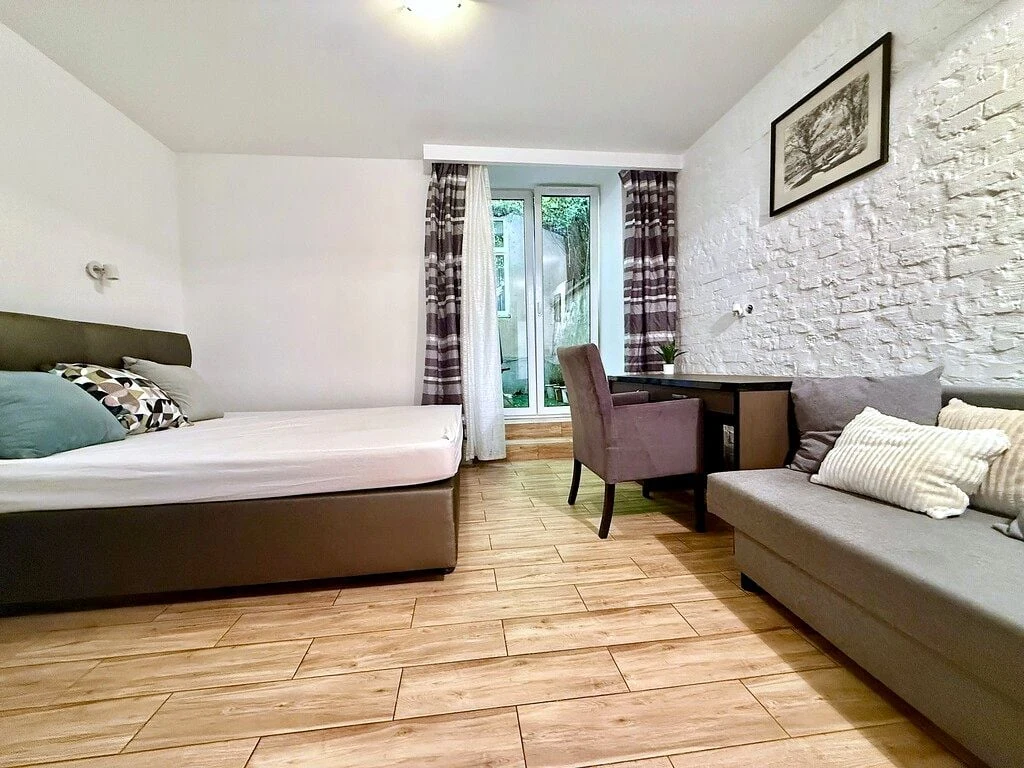 Wynajmę Mieszkanie Kraków - 42 m² - 1/19