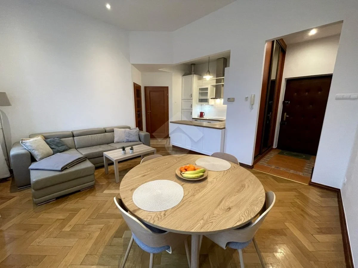 Wynajmę Mieszkanie Kraków - 44 m² - 1/13