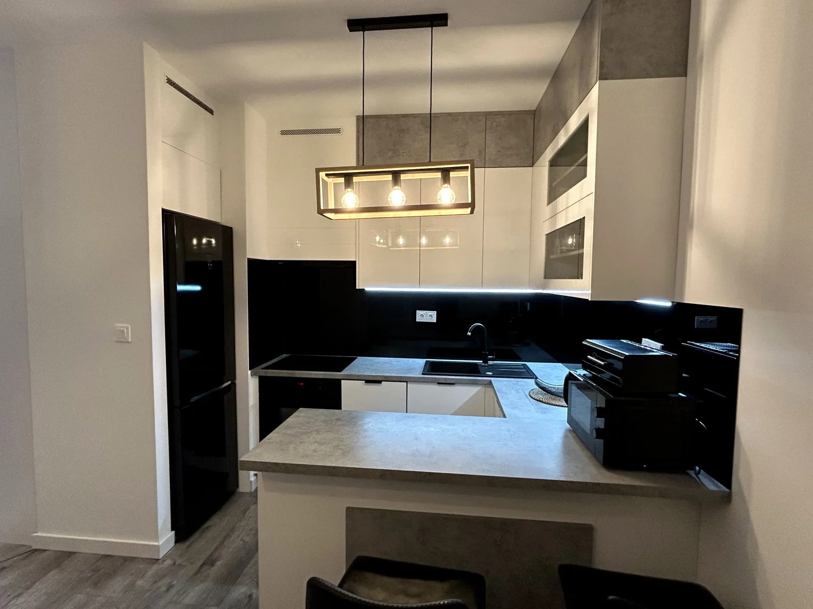Wynajmę Mieszkanie Kraków - 38 m² - 1/10