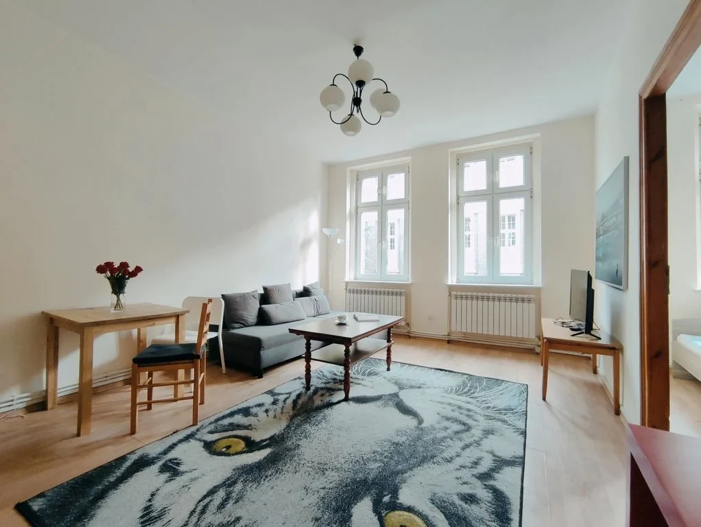 Wynajmę Mieszkanie Katowice - 54 m² - 1/10
