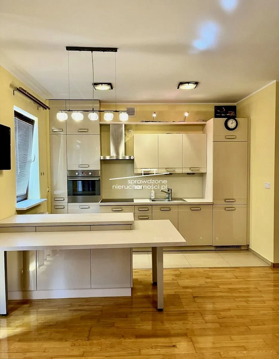 Wynajmę Mieszkanie Warszawa - 75 m² - 1/22