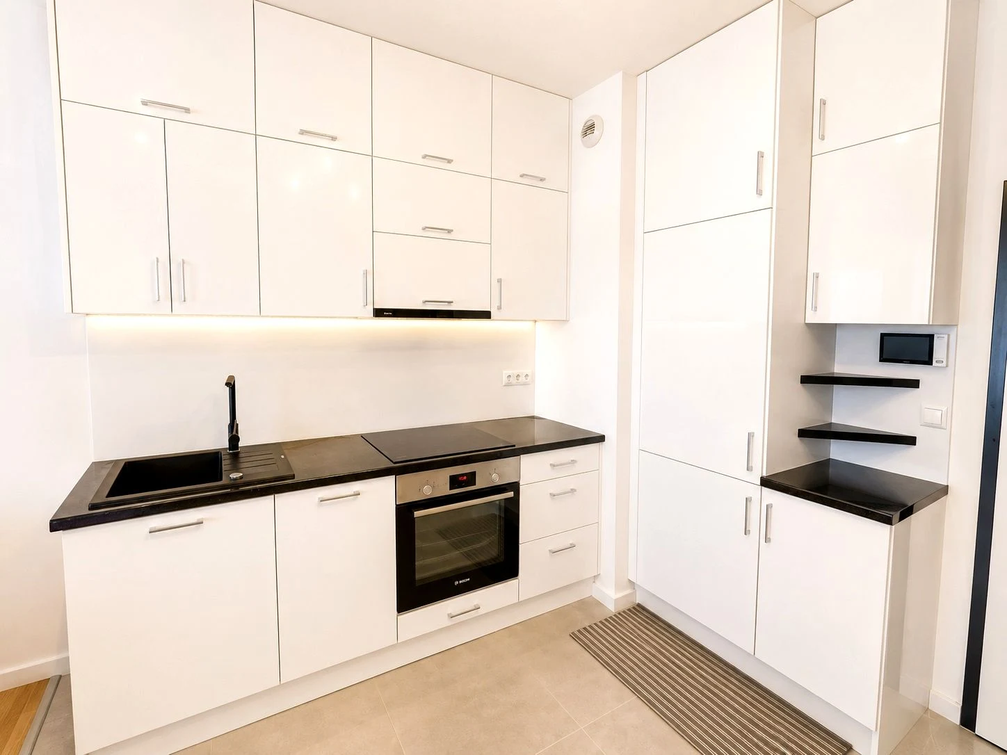 Wynajmę Mieszkanie Kraków - 40 m² - 1/17